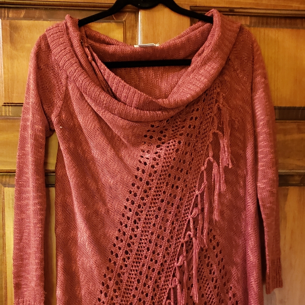 NWOT Grace and Lace S/M Coral 3-Way Sweater